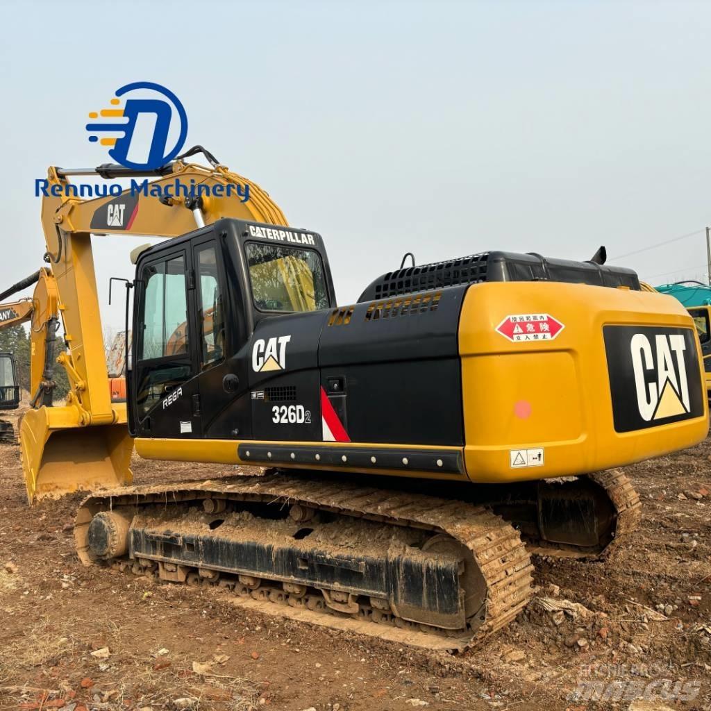 CAT 326D2 Roomikekskavaatorid