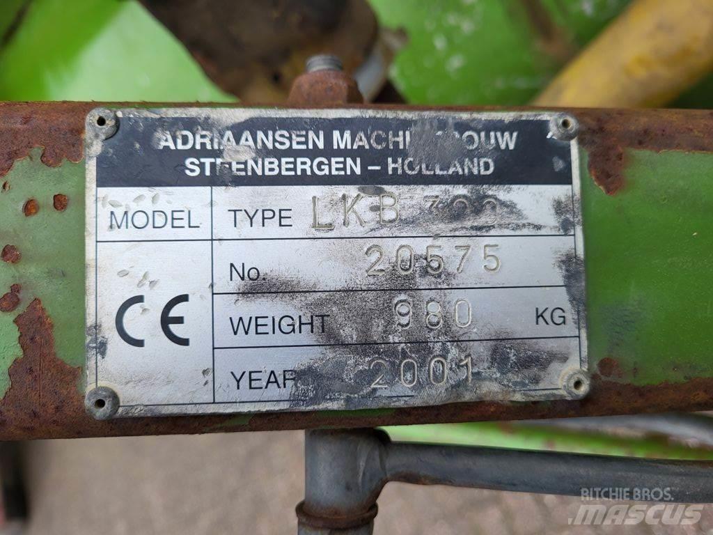 Baselier LKB 320 Sõiduautod