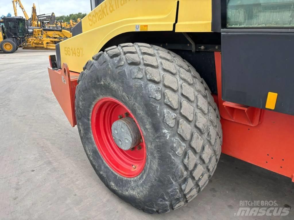 Dynapac CA602D Ühe trumliga rullid