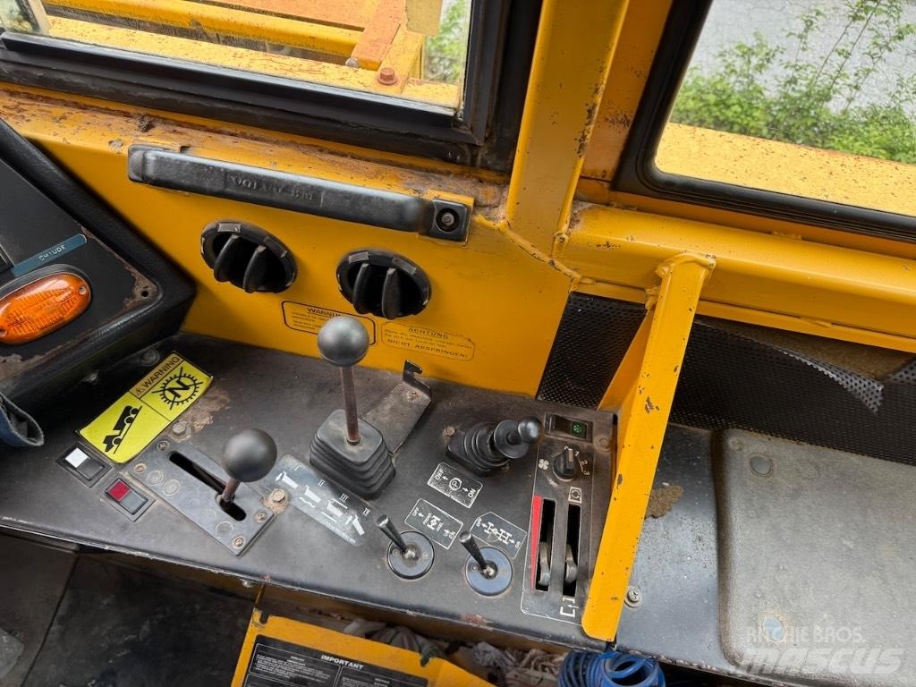Volvo BM A 35 Liigendraamiga pinnaseveokid