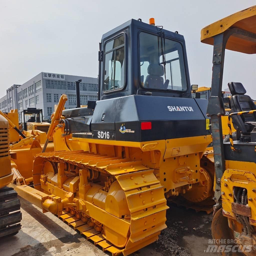 Shantui SD 16 Buldooserid