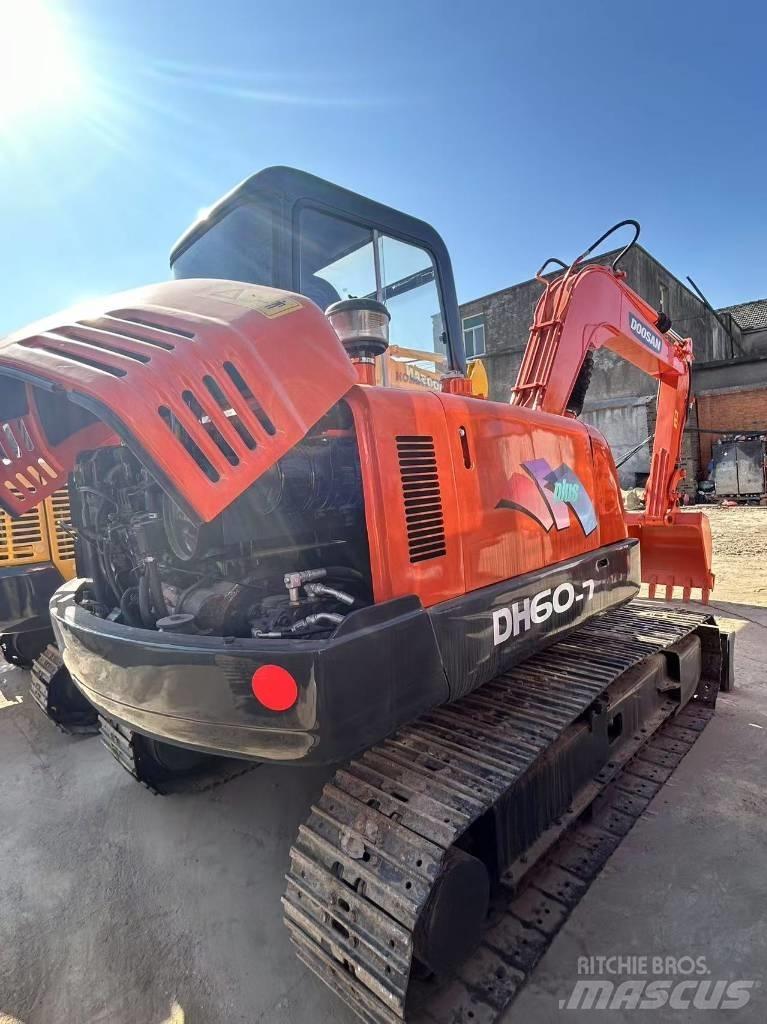 Doosan DH 55 Miniekskavaatorid < 7 t