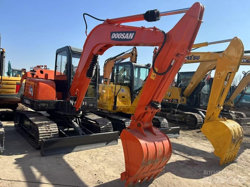 Doosan DH 55 Miniekskavaatorid < 7 t