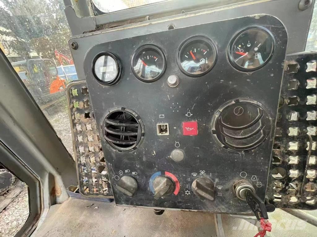 CAT D6G2 XL Buldooserid