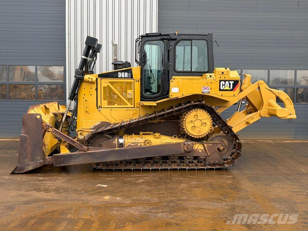 CAT D6R2 Buldooserid