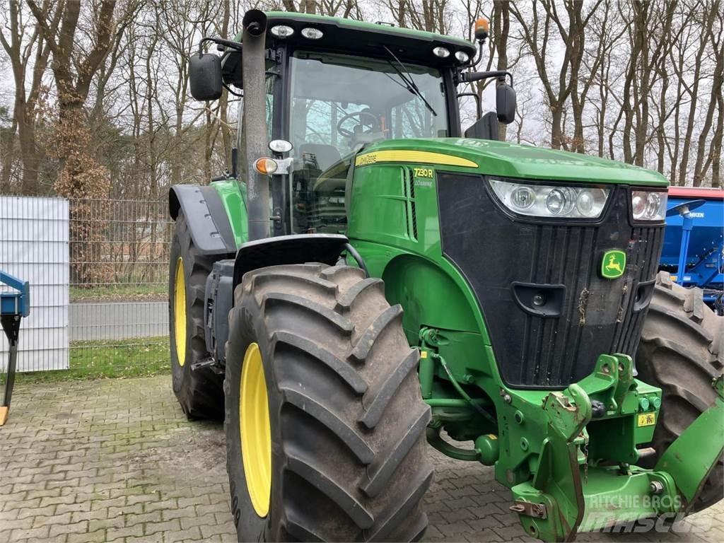 John Deere 7230R Traktorid