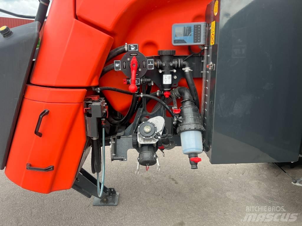 Kubota XTS 4 Haagispritsid
