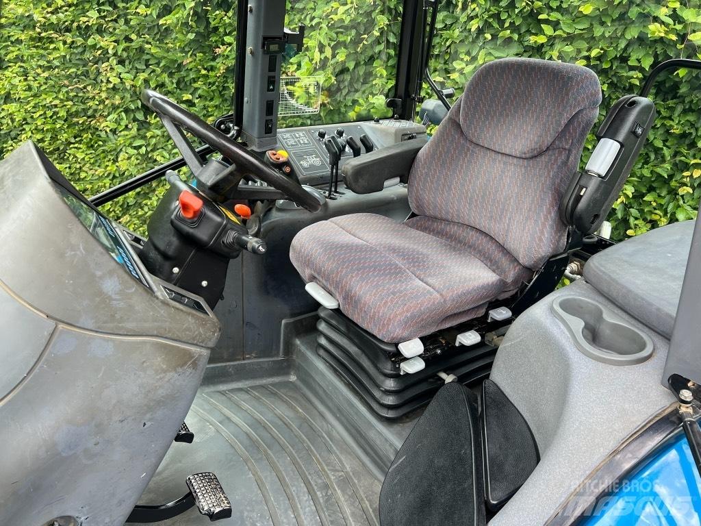 New Holland TM 150 Traktorid