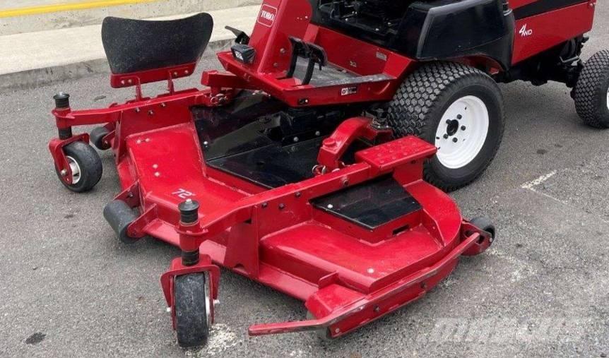 Toro 3280D Klippdäck Murutraktorid