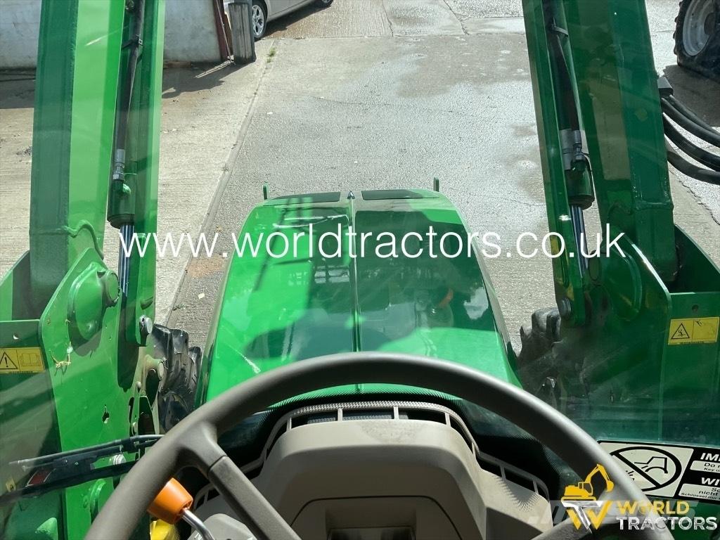 John Deere 6120 M Traktorid