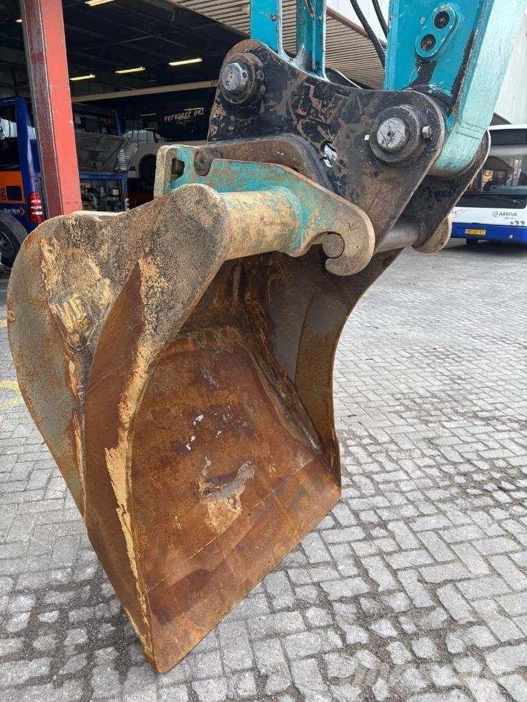 Doosan DX 210 W Ratasekskavaatorid