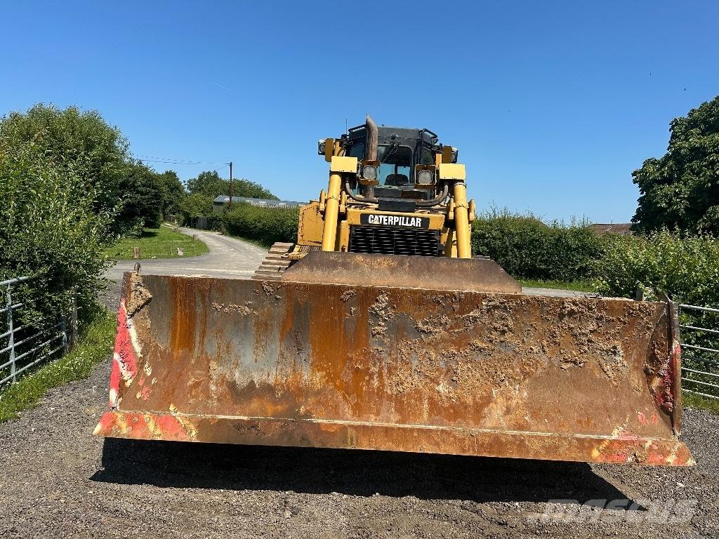 CAT D 6 T LGP Buldooserid