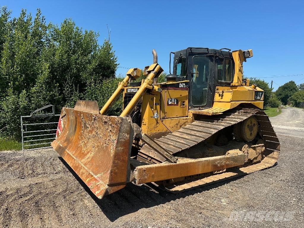 CAT D 6 T LGP Buldooserid