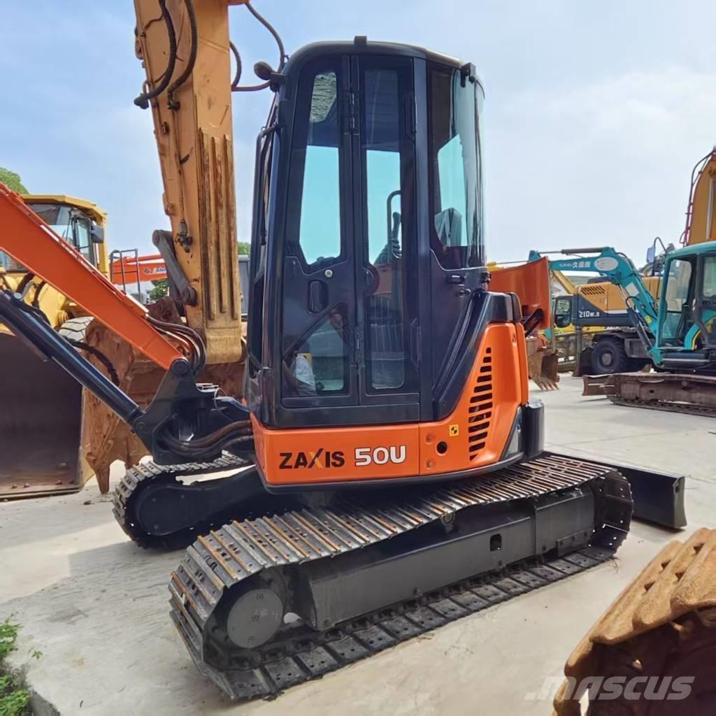 Hitachi ZX 50 U Miniekskavaatorid < 7 t