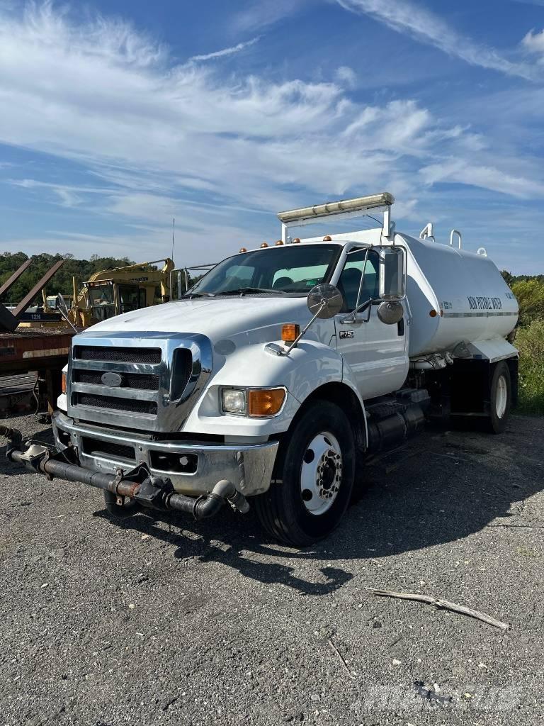 Ford F 750 XL SD Veepaagiga autod