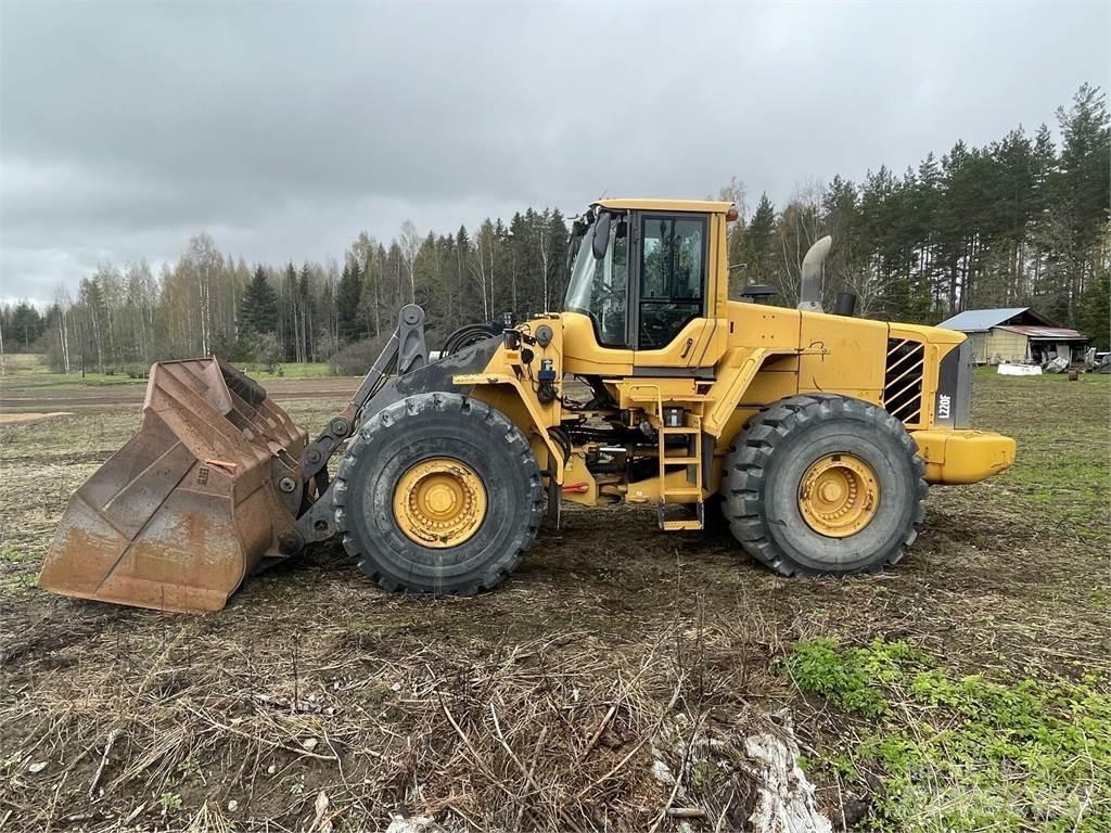 Volvo L220F Rataslaadurid