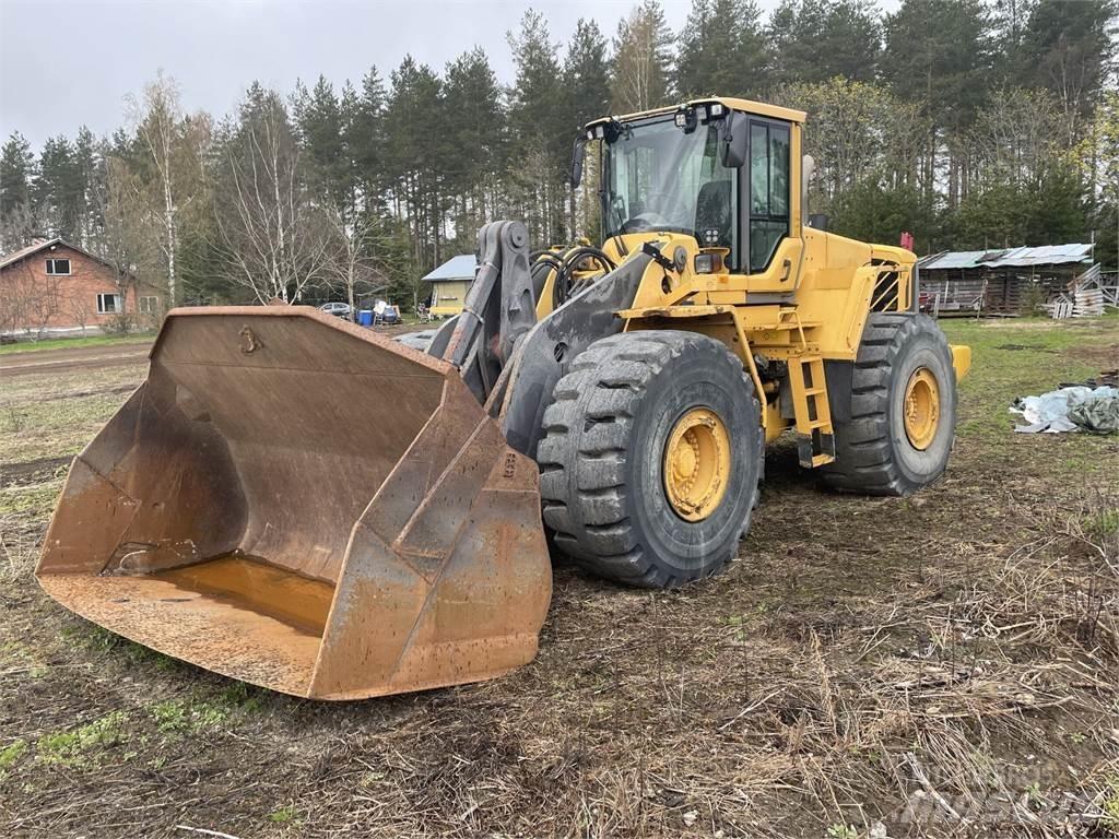 Volvo L220F Rataslaadurid