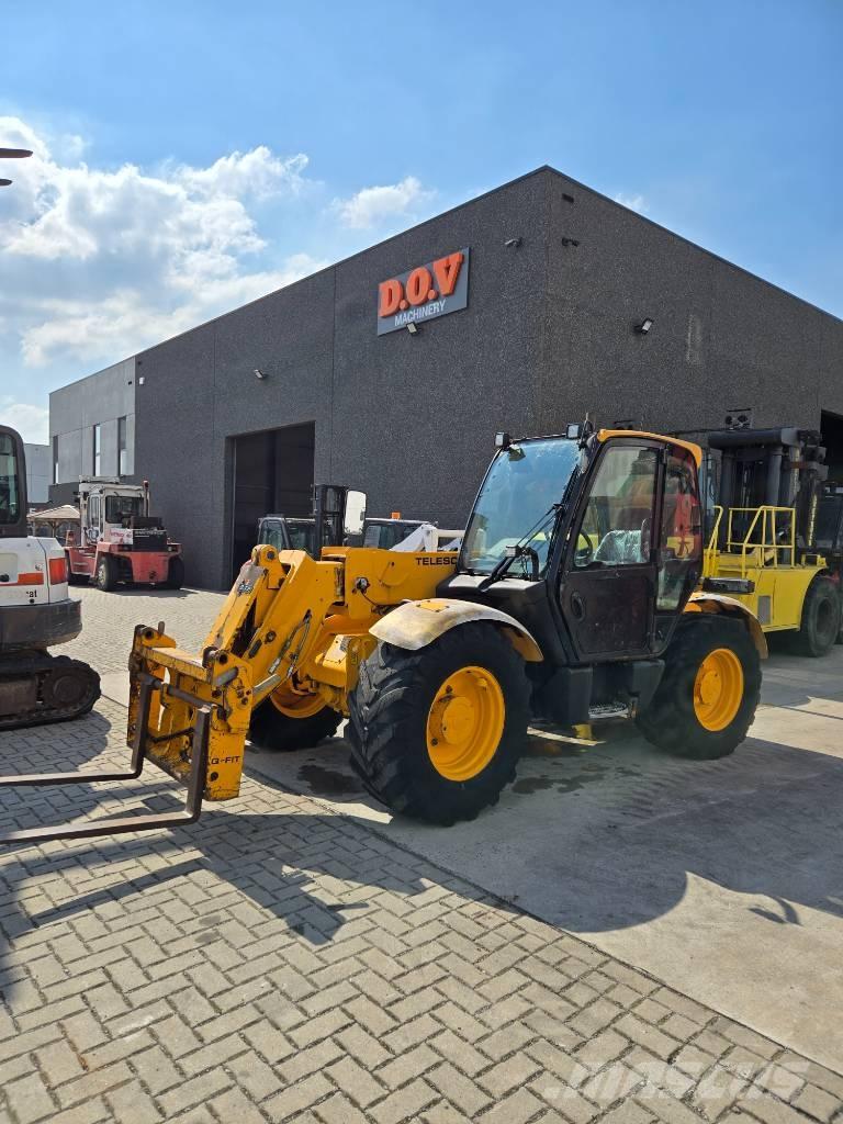 JCB 530 Teleskooplaadurid
