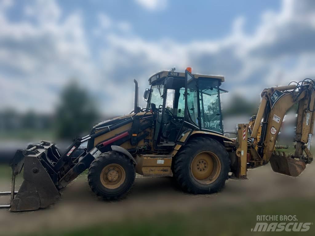 CAT 428 Ekskavaatorlaadurid