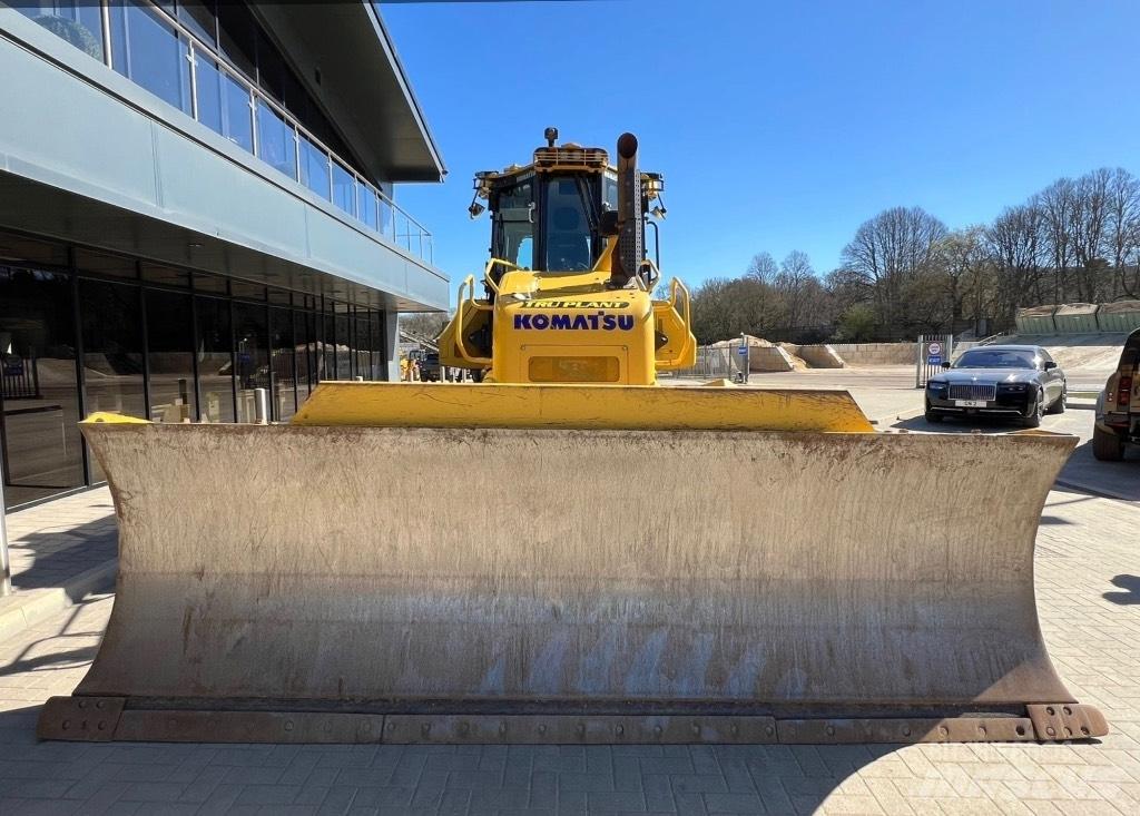 Komatsu D 71P Xi Buldooserid