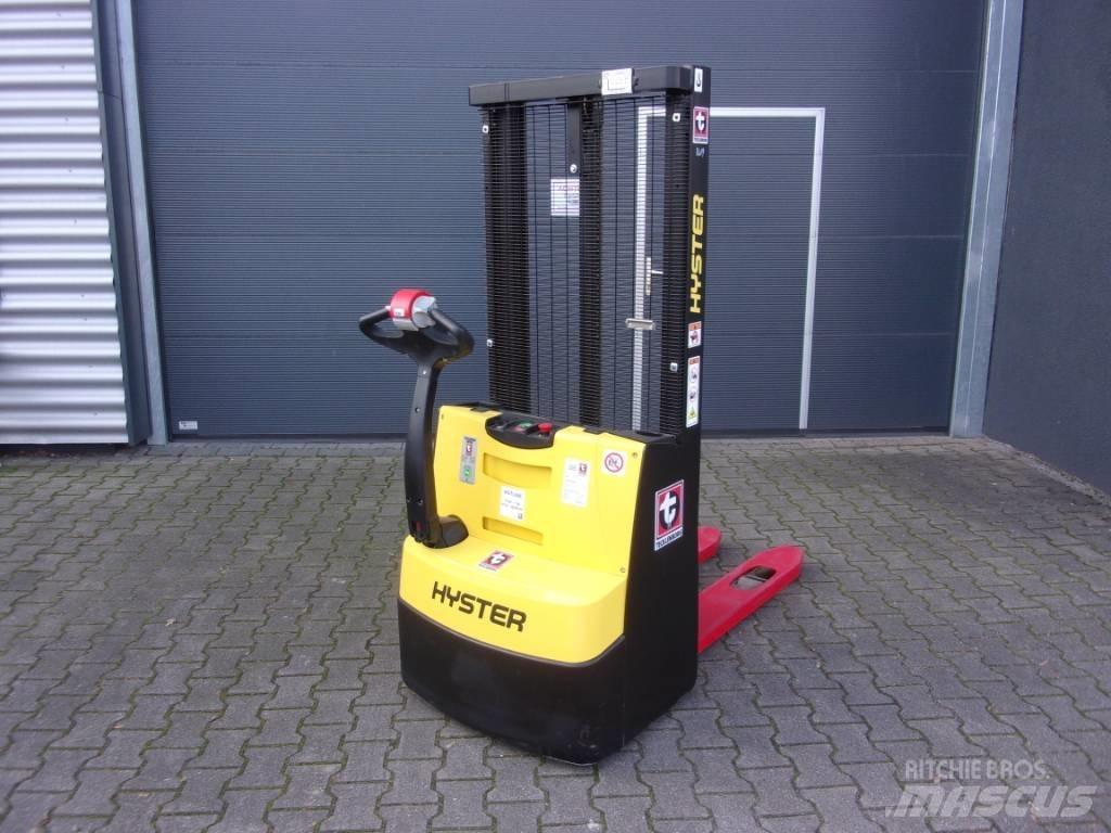 Hyster S1.0 Järelkäidavad virnastajad