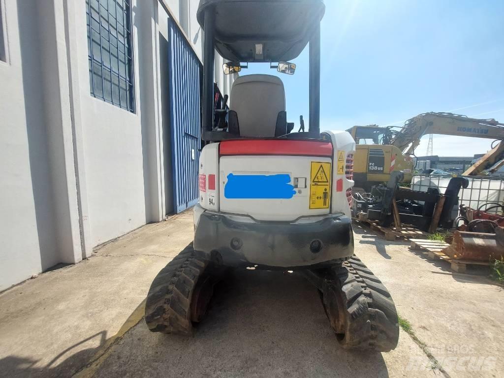 Komatsu PC27R-2 Miniekskavaatorid < 7 t