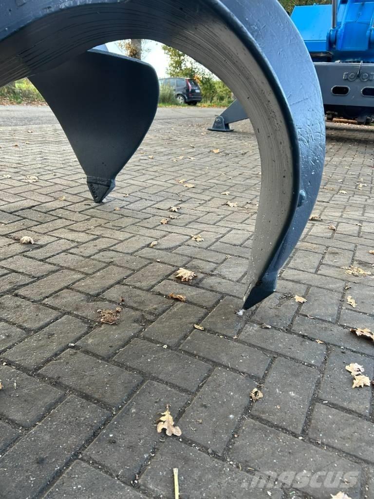 Fuchs 340 Materjalikäitlusmasinad