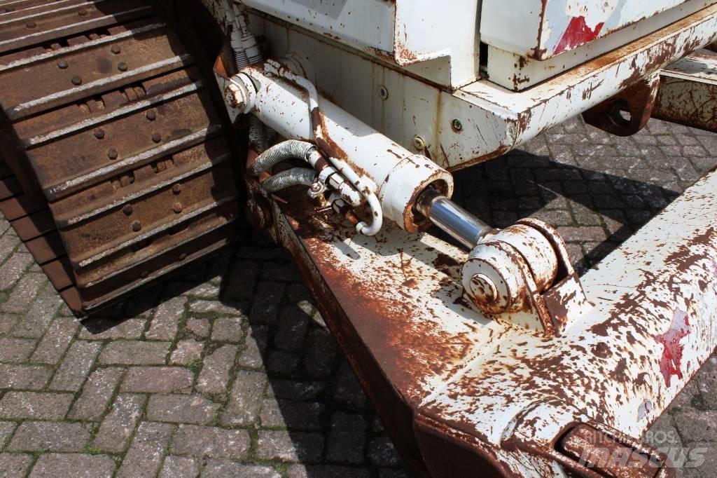 CAT 953 Roomiklaadurid