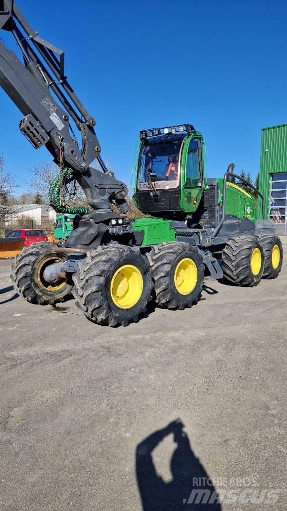 John Deere 1270 G Harvesterid