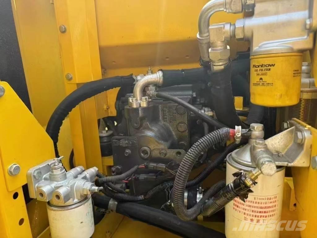 Komatsu PC 130 Roomikekskavaatorid