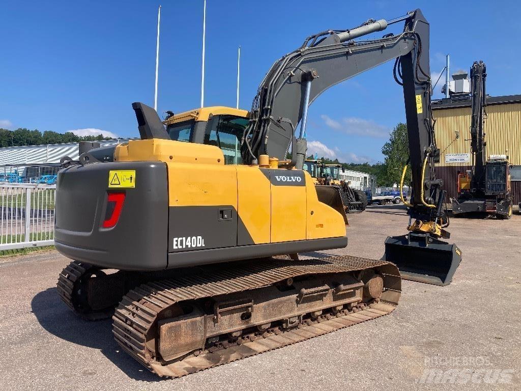 Volvo EC 140 DL Roomikekskavaatorid
