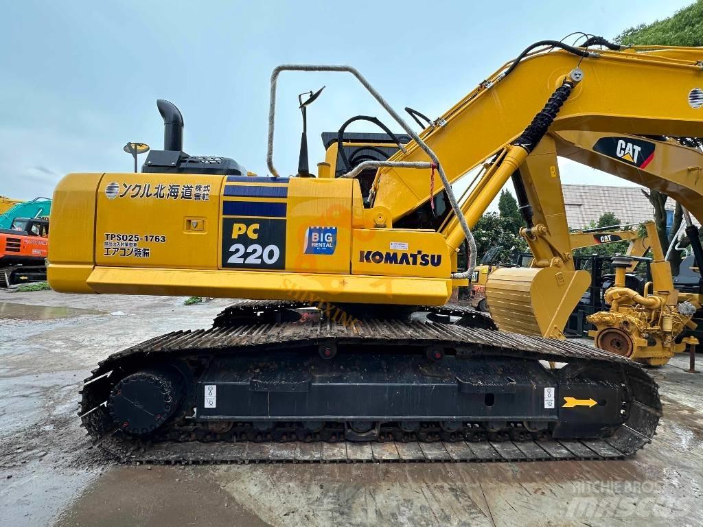 Komatsu PC 220 Roomikekskavaatorid