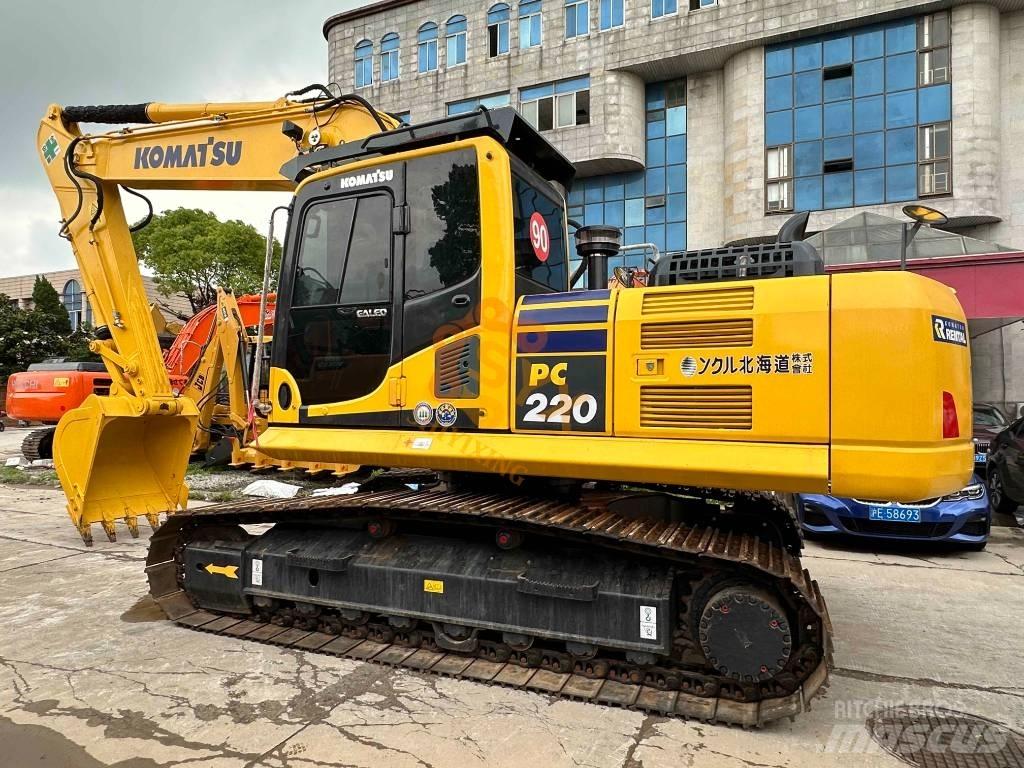 Komatsu PC 220 Roomikekskavaatorid