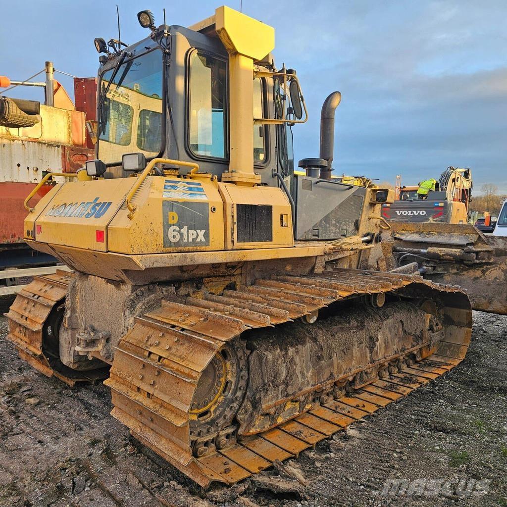 Komatsu D61PX-15F0 Buldooserid