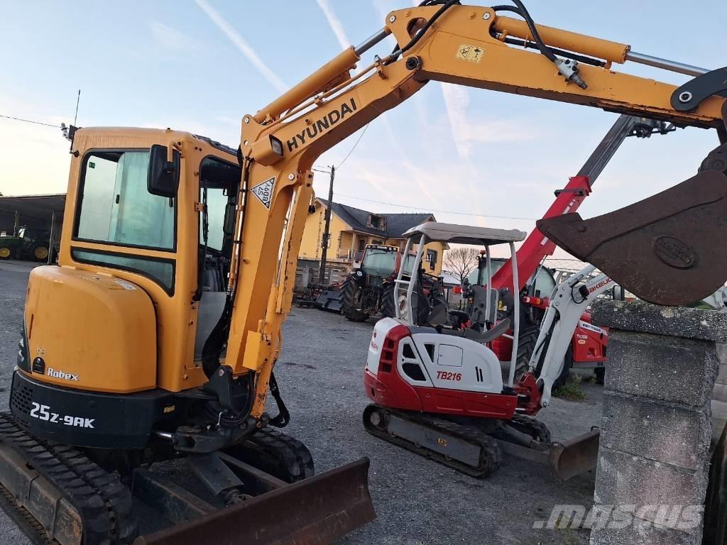 Hyundai 25 Z-9 AK Miniekskavaatorid < 7 t
