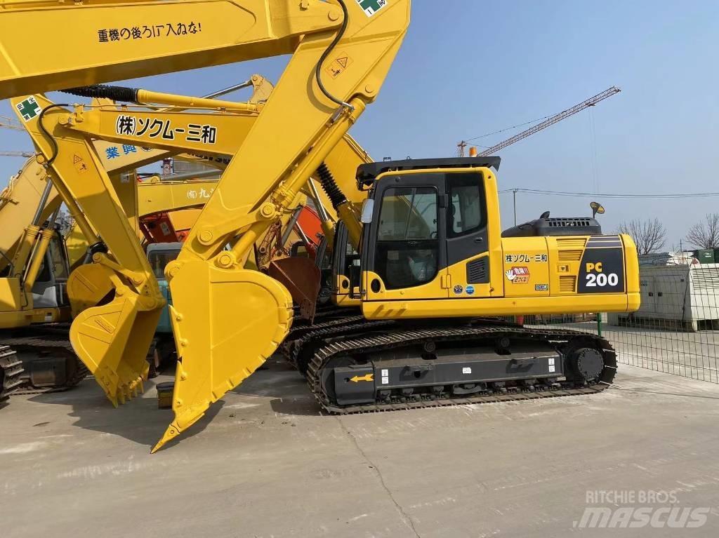 Komatsu pc200-8 Roomikekskavaatorid