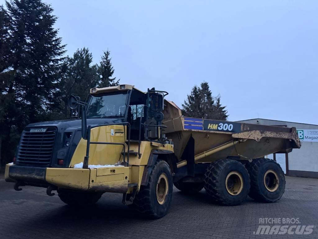 Komatsu HM 300-3 Liigendraamiga pinnaseveokid