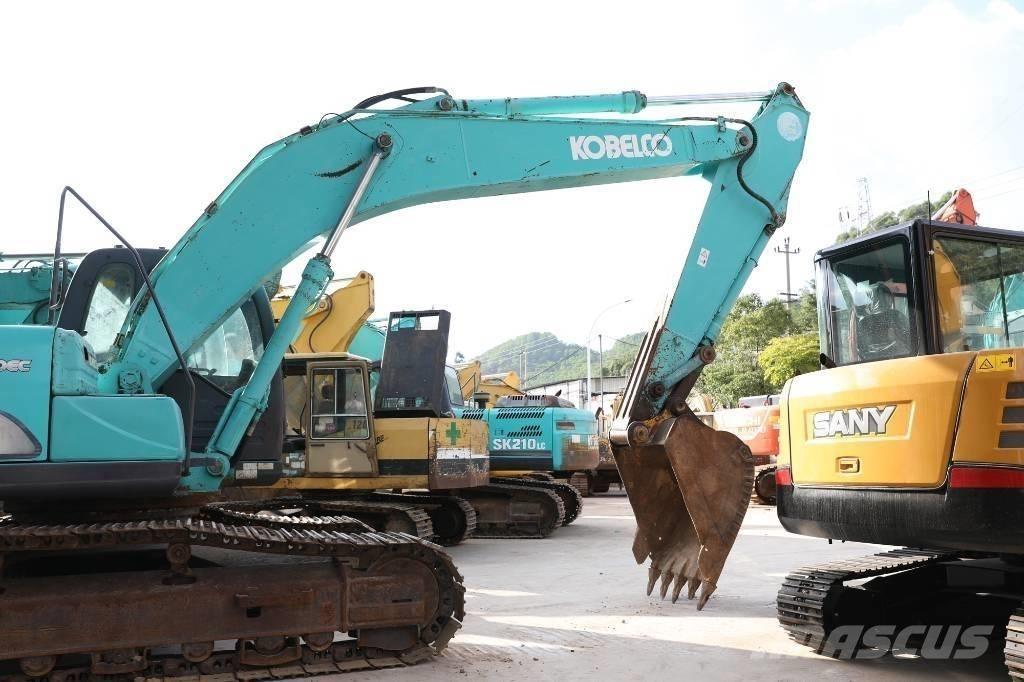 Kobelco SK 210-8 Roomikekskavaatorid
