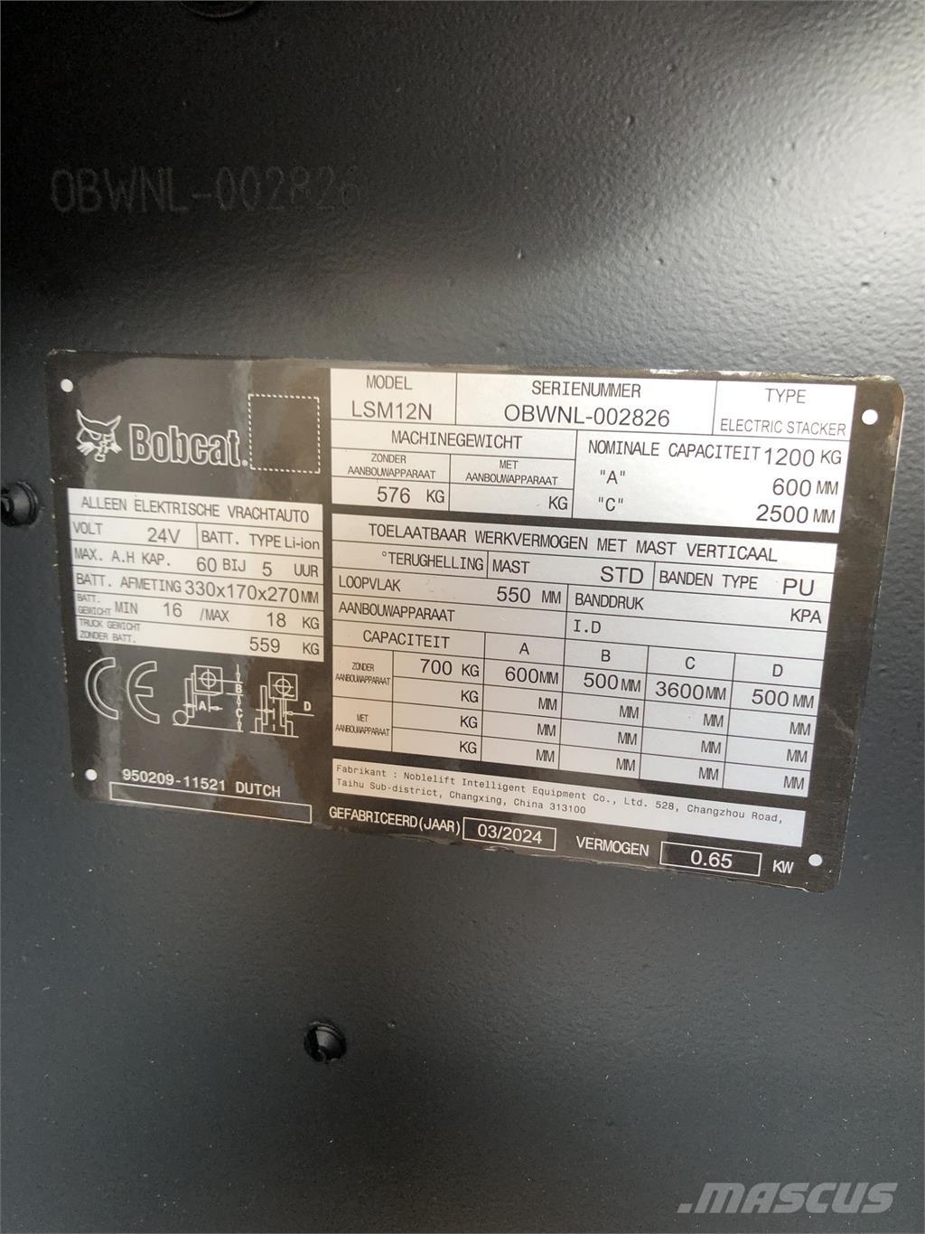 Bobcat LSM12N Platvormiga virnastajad