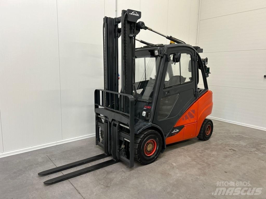 Linde H30D-02 EVO Diesel trucks