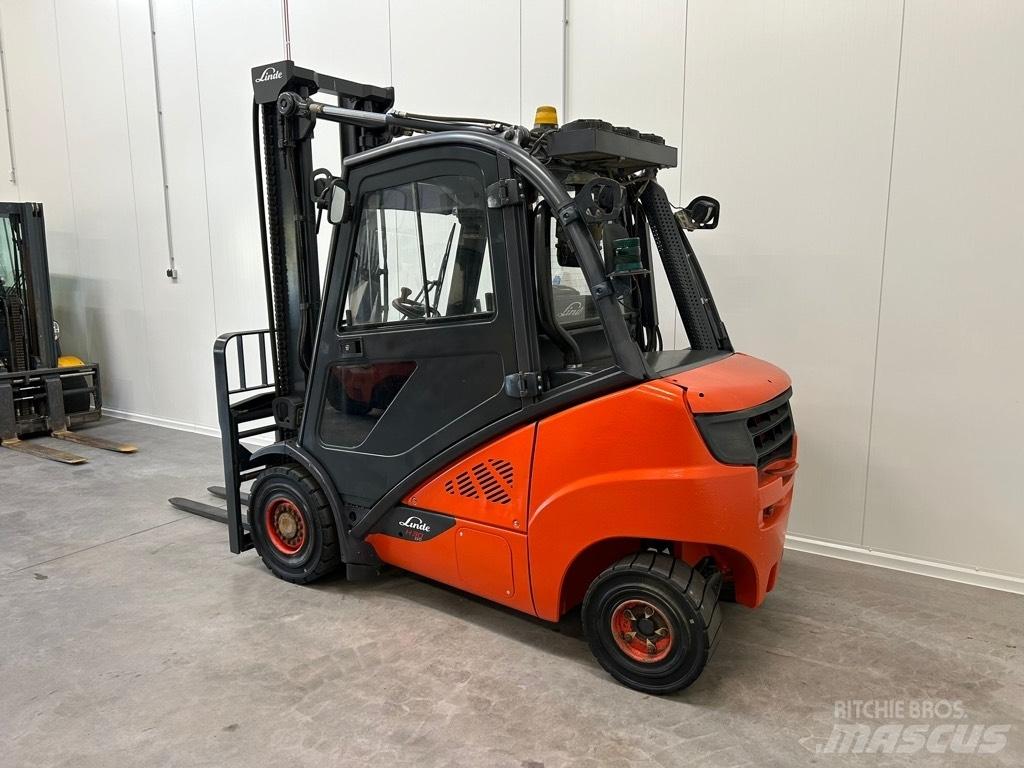 Linde H30D-02 EVO Diesel trucks