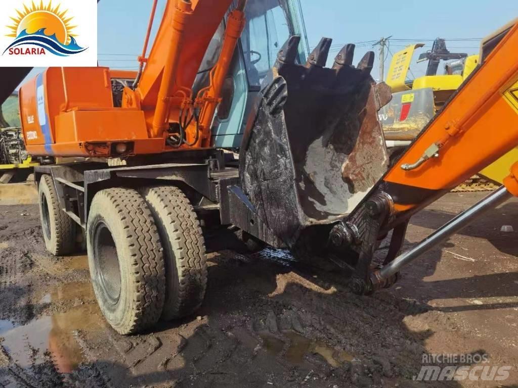 Hitachi EX 100 W D Ratasekskavaatorid