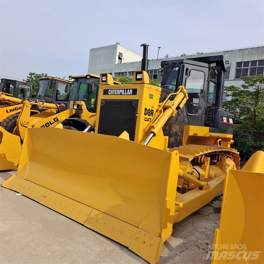 CAT D 8 R Buldooserid