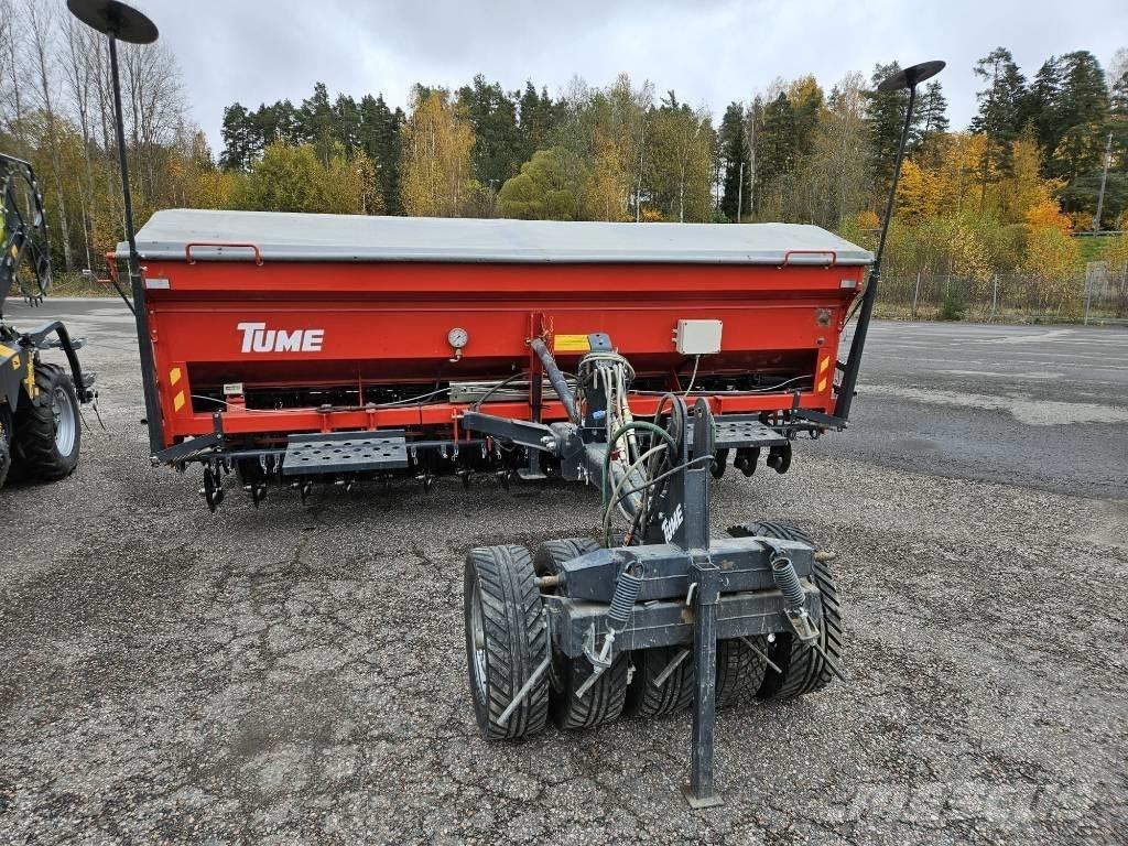 Tume JC 4000 Külvik-äkked
