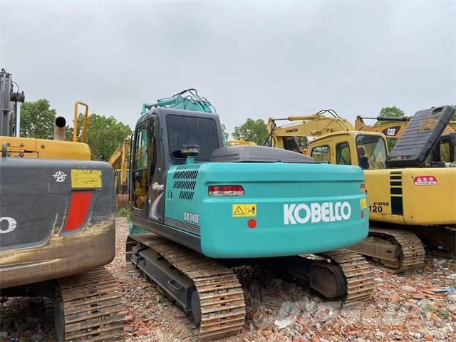 Kobelco SK 140 Roomikekskavaatorid
