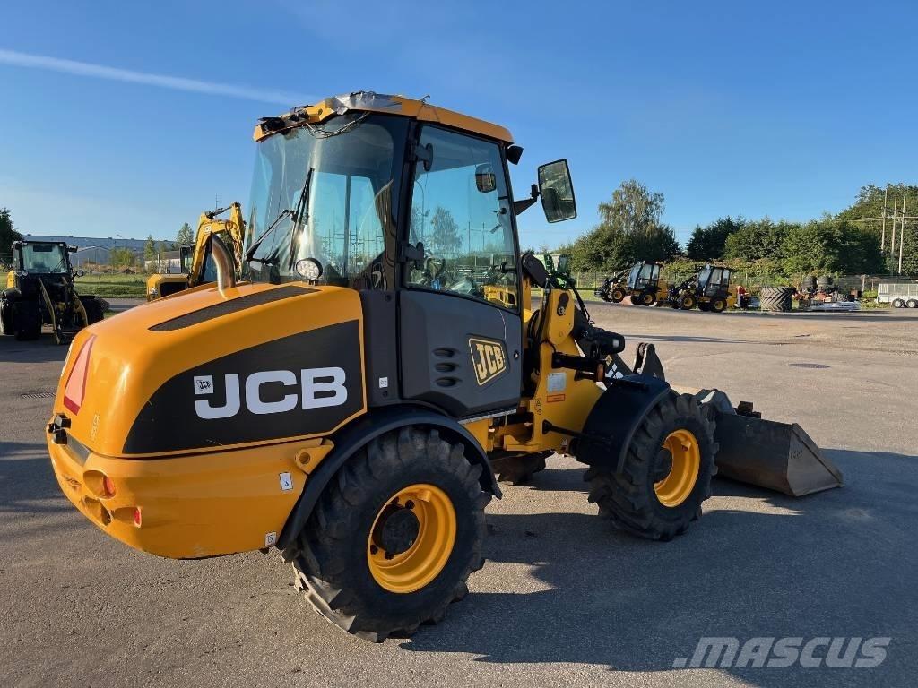 JCB 406 Põllumajanduslikud teleskoopkäitlejad