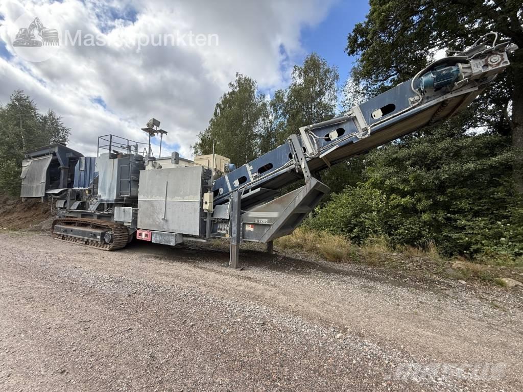 Sandvik CJ 412 Iseliikuvad purustid