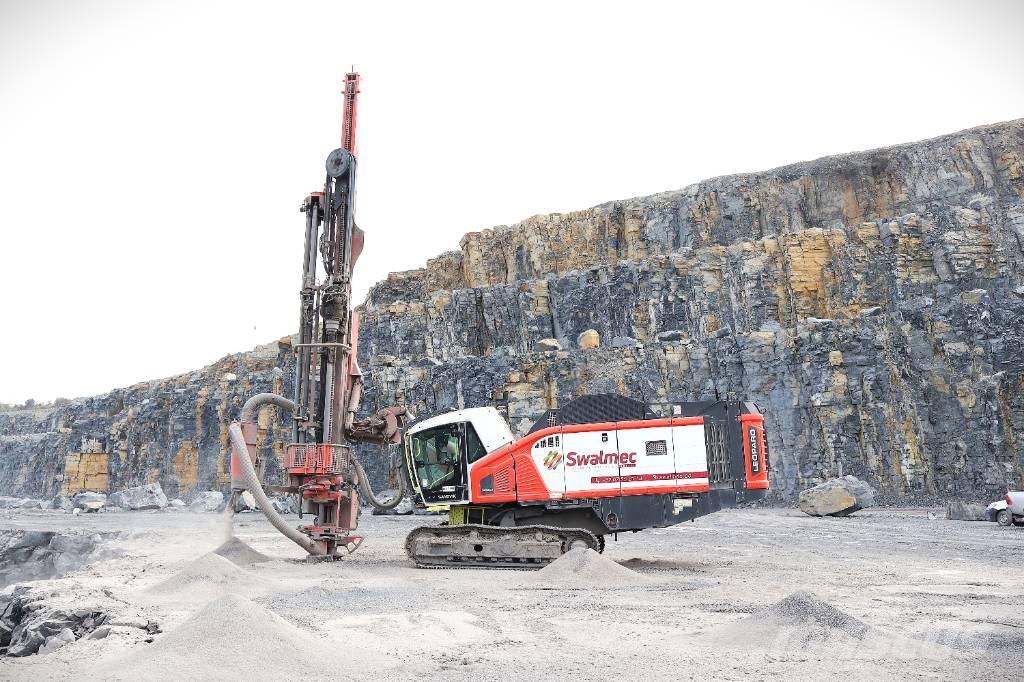 Sandvik di650i Vertikaalsed puurmasinad