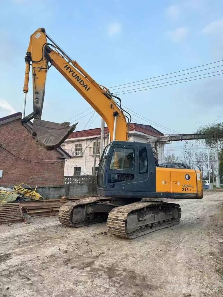 Hyundai Robex 215-7 Roomikekskavaatorid