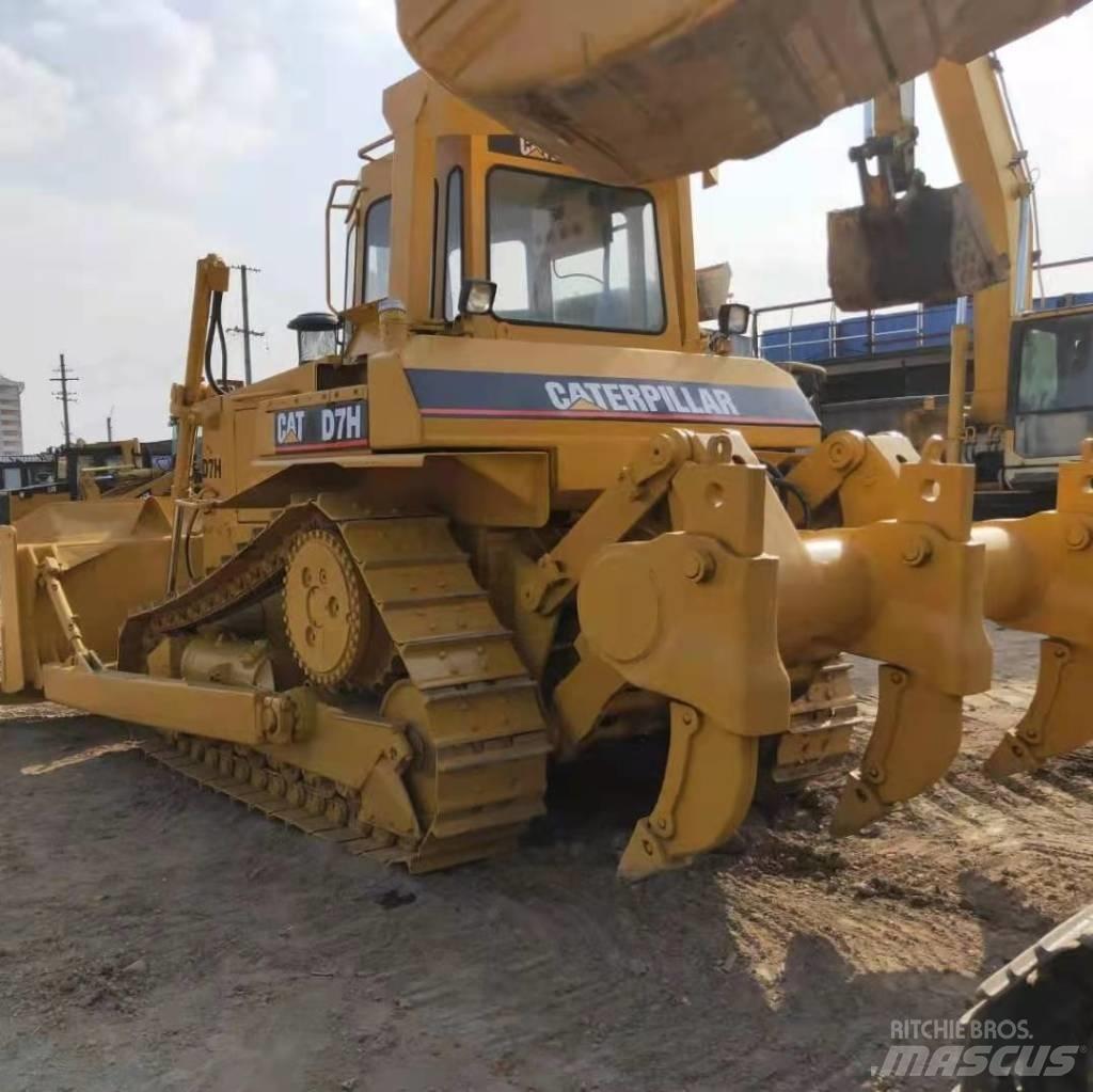 CAT D7H Buldooserid